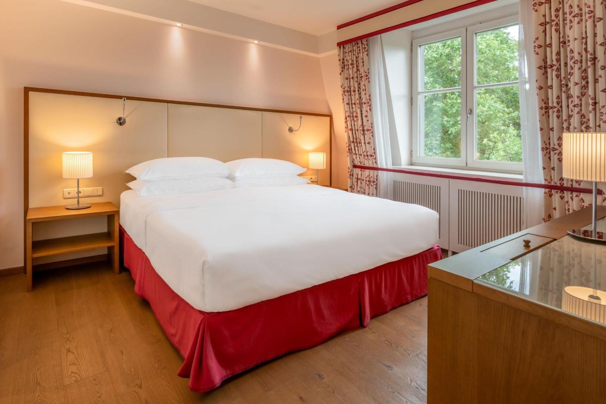 Sheraton Grand Salzburg Eksteriør billede